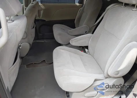 2018 Toyota Sienna Le 8 Passenger из США, поврежденный, VIN 5TDKZ3DCXJS903114